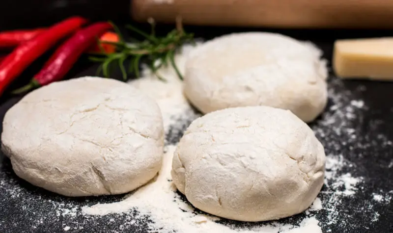 Perfekter Pizzateig aus Italien