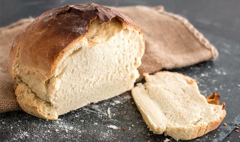 Ganz einfach: Hefe-Weißbrot selber backen - RESIPIS