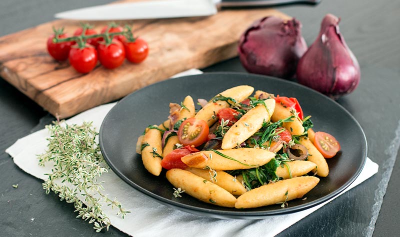 Schupfnudeln mit frischem Gemüse - RESIPIS