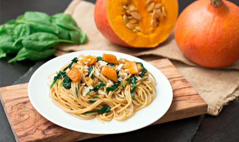 Spaghetti mit Kürbis & Walnuss