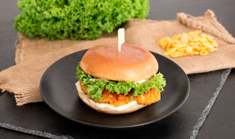 Crispy Chicken Burger mit Paprikastreifen