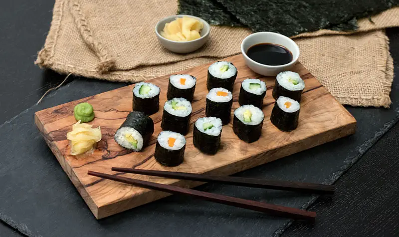 Vegetarisches Maki-Sushi selber machen | Recipes & more