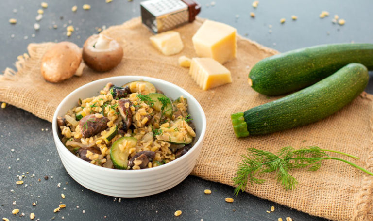 Weizenreis mit Zucchini und Pilzen | RESIPIS