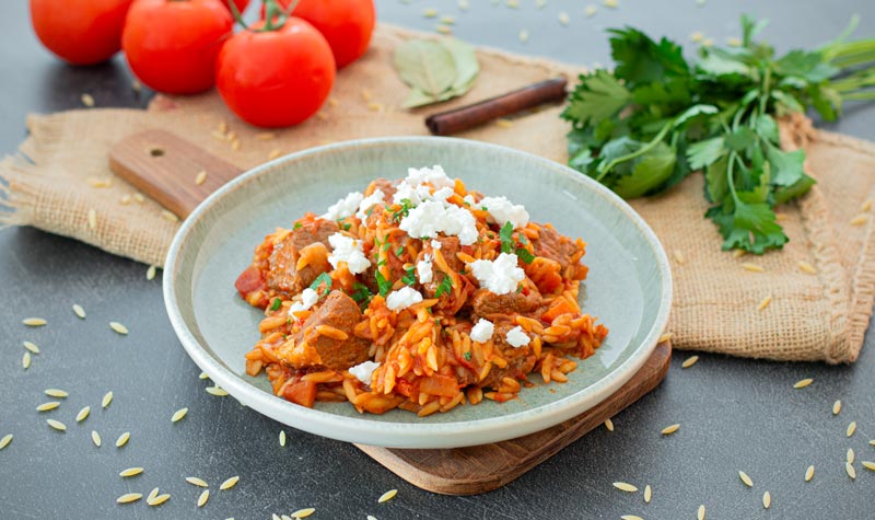 Griechisches Giouvetsi mit Lamm