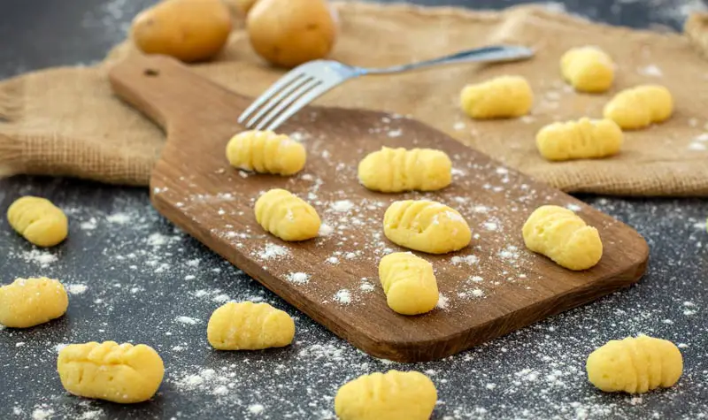 Klassische Kartoffel-Gnocchi: So gelingen sie dir - RESIPIS