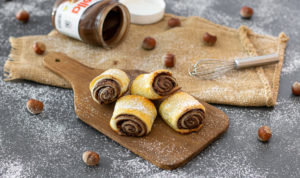 Schnelle Mini-Schokobrötchen mit Nutella