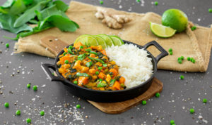 Bärlauch-Curry mit Kichererbsen und Süßkartoffel