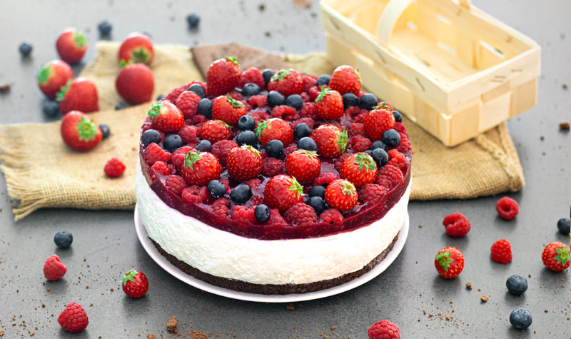No Bake: Beerentorte mit Quark-Sahne-Füllung | RESIPIS
